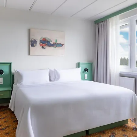 Ifa & 3* Schoeneck (Saxony)